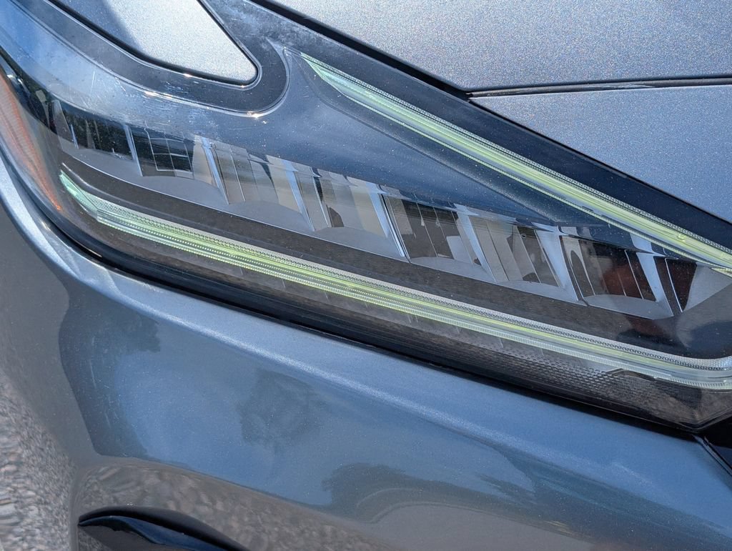 Used 2022 Nissan Maxima SV w/ Floor Mat Group FWD image 9