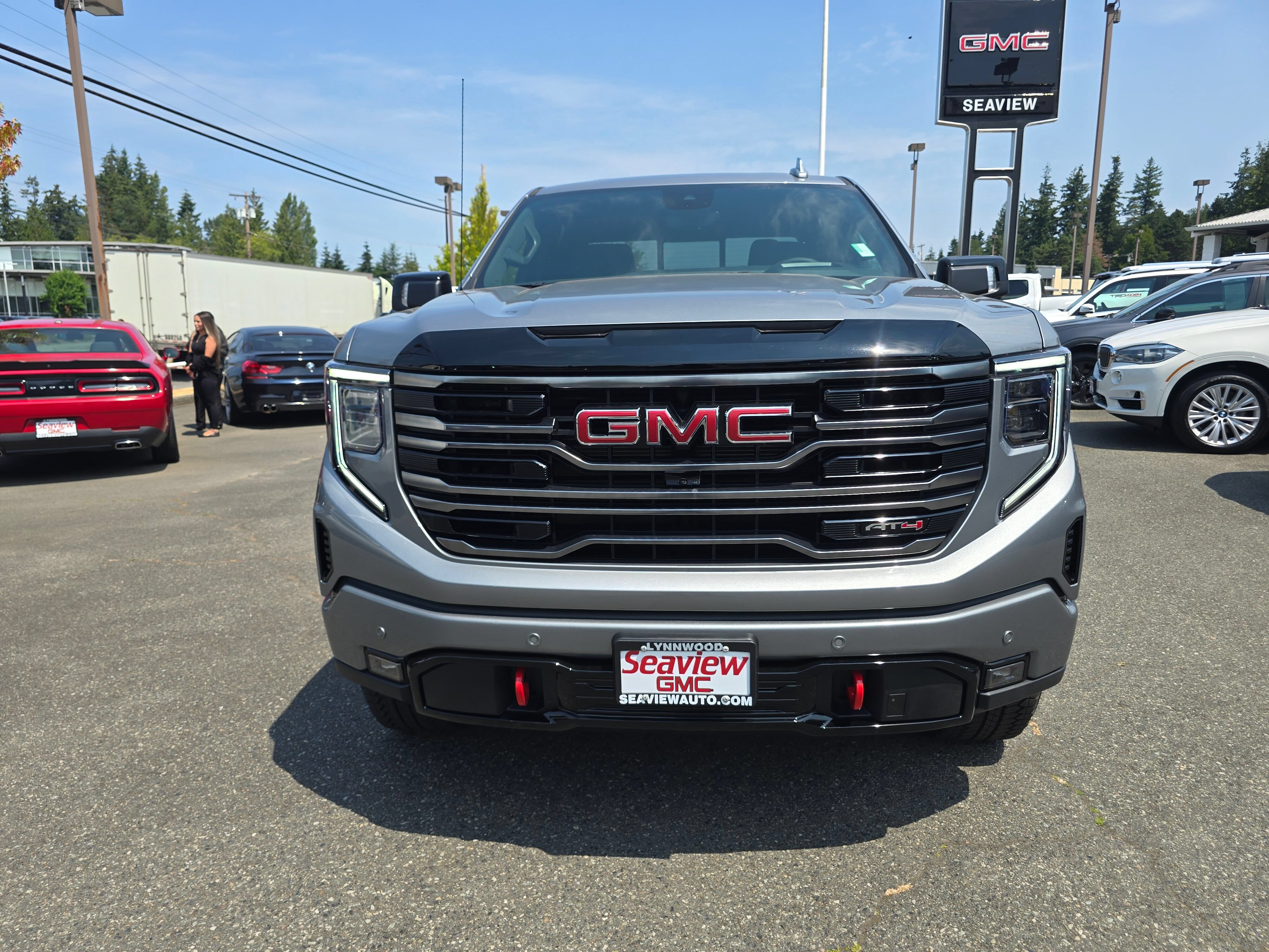 New 2026 GMC Sierra 1500 AT4 w/ AT4 Premium Package AWD/4WD image 2