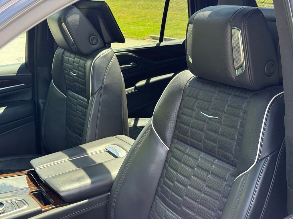 Certified 2022 Cadillac Escalade Sport Platinum RWD image 18