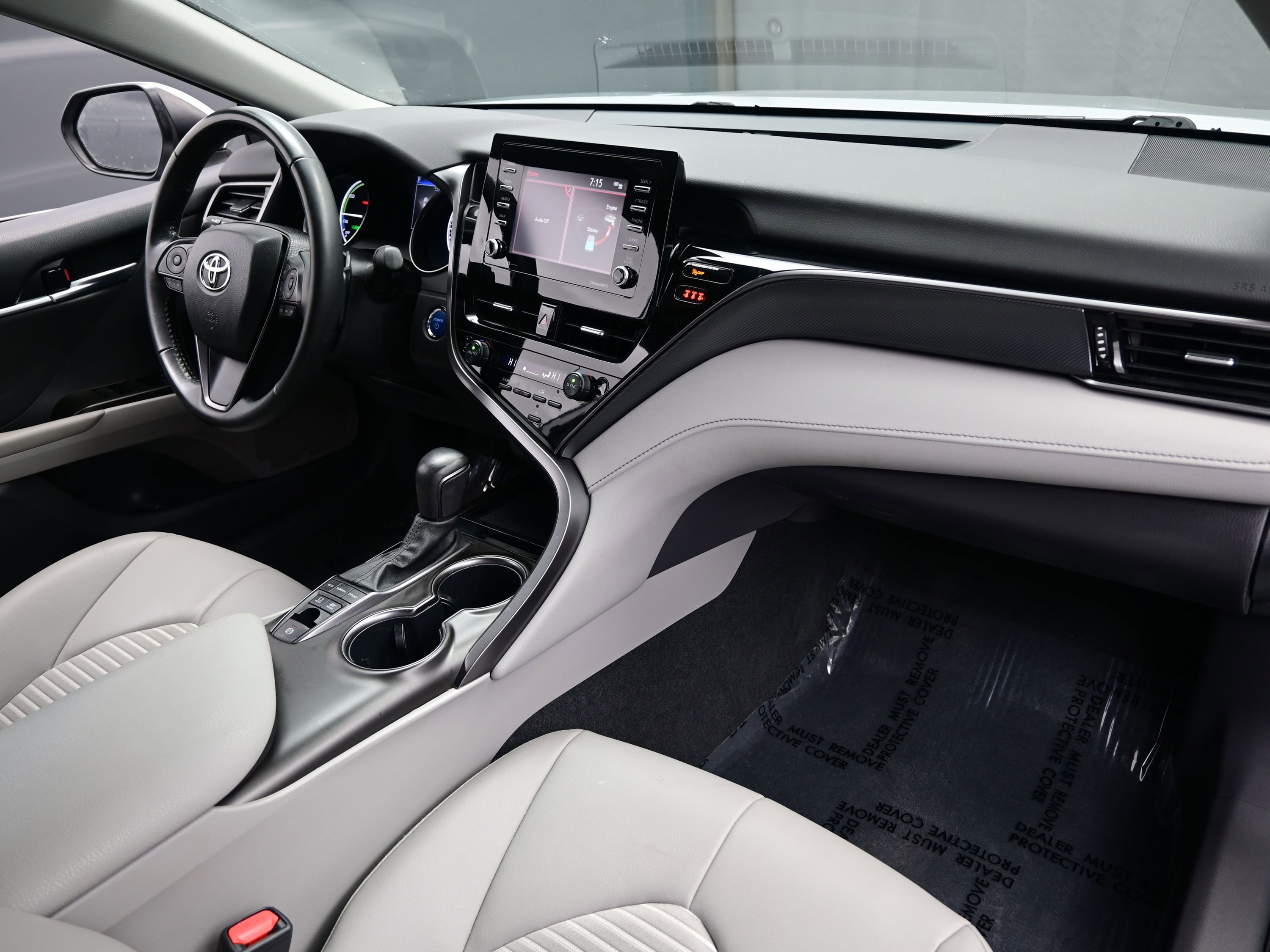 Used 2023 Toyota Camry SE image 14