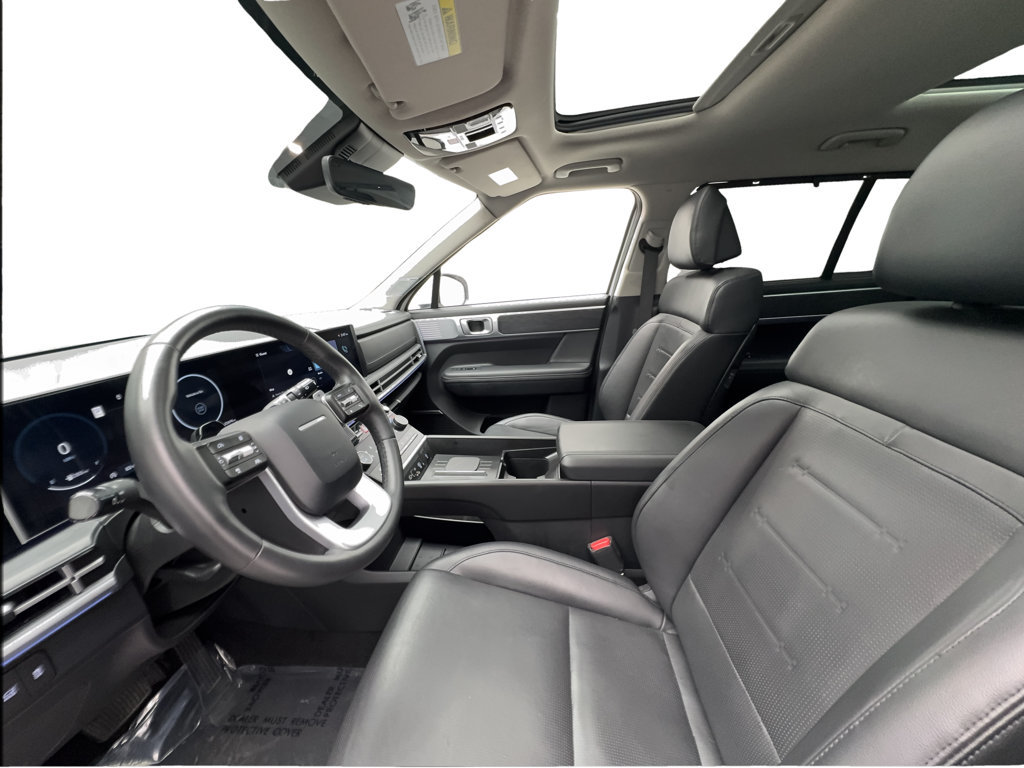 Used 2025 Hyundai Santa Fe Limited AWD/4WD image 21