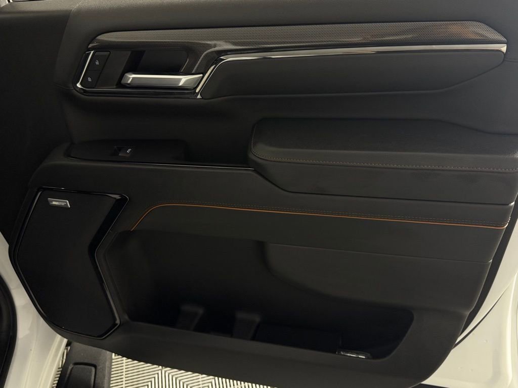 Used 2024 GMC Sierra 2500 AT4 w/ AT4 Premium Plus Package AWD/4WD image 35