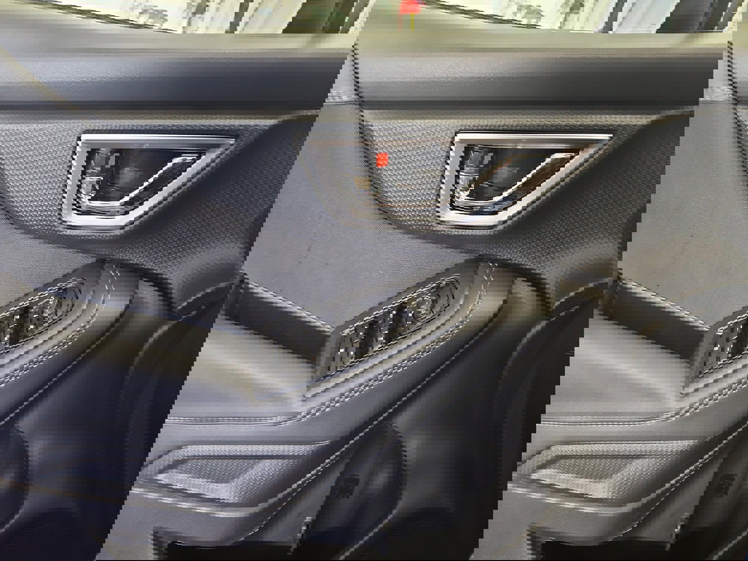 Used 2022 Subaru Forester Premium AWD/4WD image 8