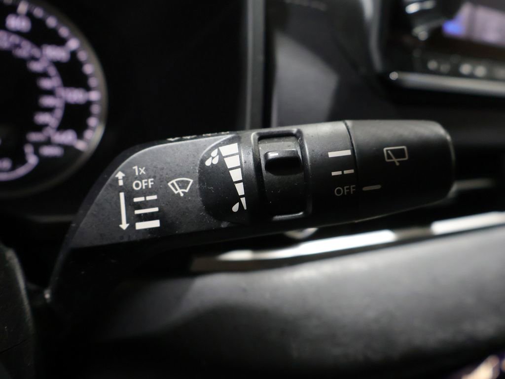 Used 2023 Mitsubishi Outlander ES AWD/4WD image 35