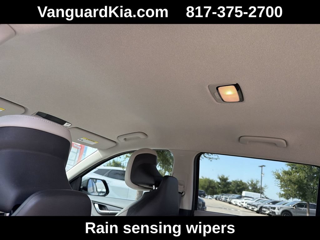 Used 2023 Kia Niro Wind FWD image 18
