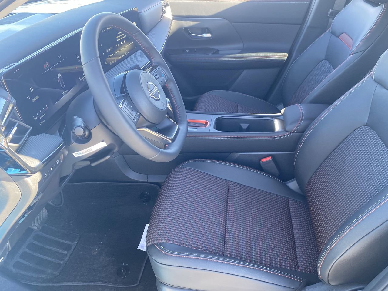 New 2026 Nissan Kicks SR w/ SR Premium Package FWD image 20