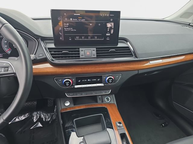 Used 2023 Audi Q5 2.0T Premium Plus AWD/4WD image 23