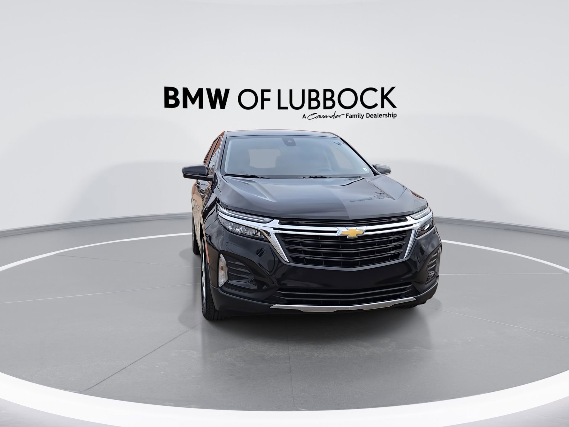 Used 2024 Chevrolet Equinox LT w/ LPO, Floor Liner Package FWD image 2