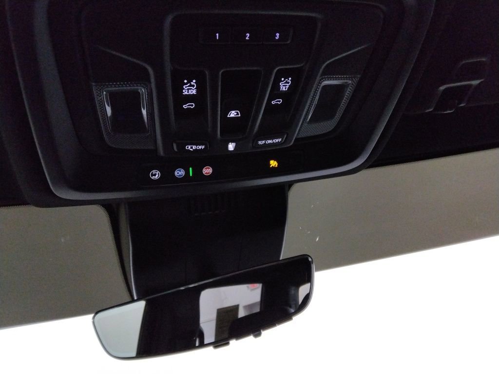 Used 2025 GMC Sierra 2500 AT4 w/ AT4 Premium Plus Package image 27