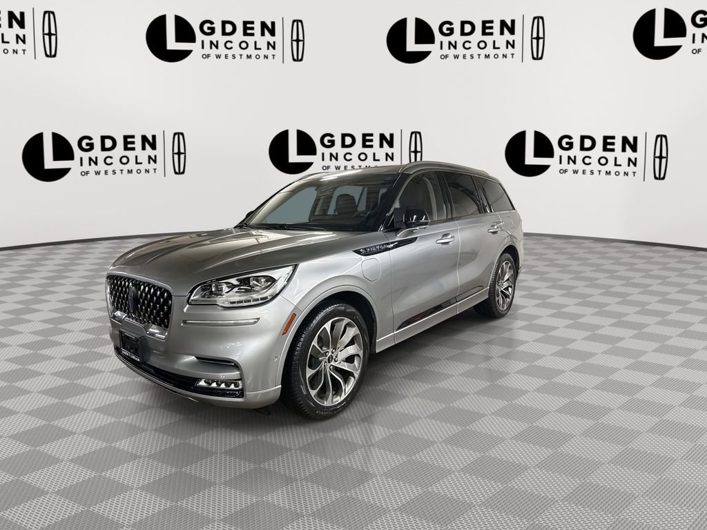 Used 2021 Lincoln Aviator Grand Touring w/ Equipment Group 302A image 4