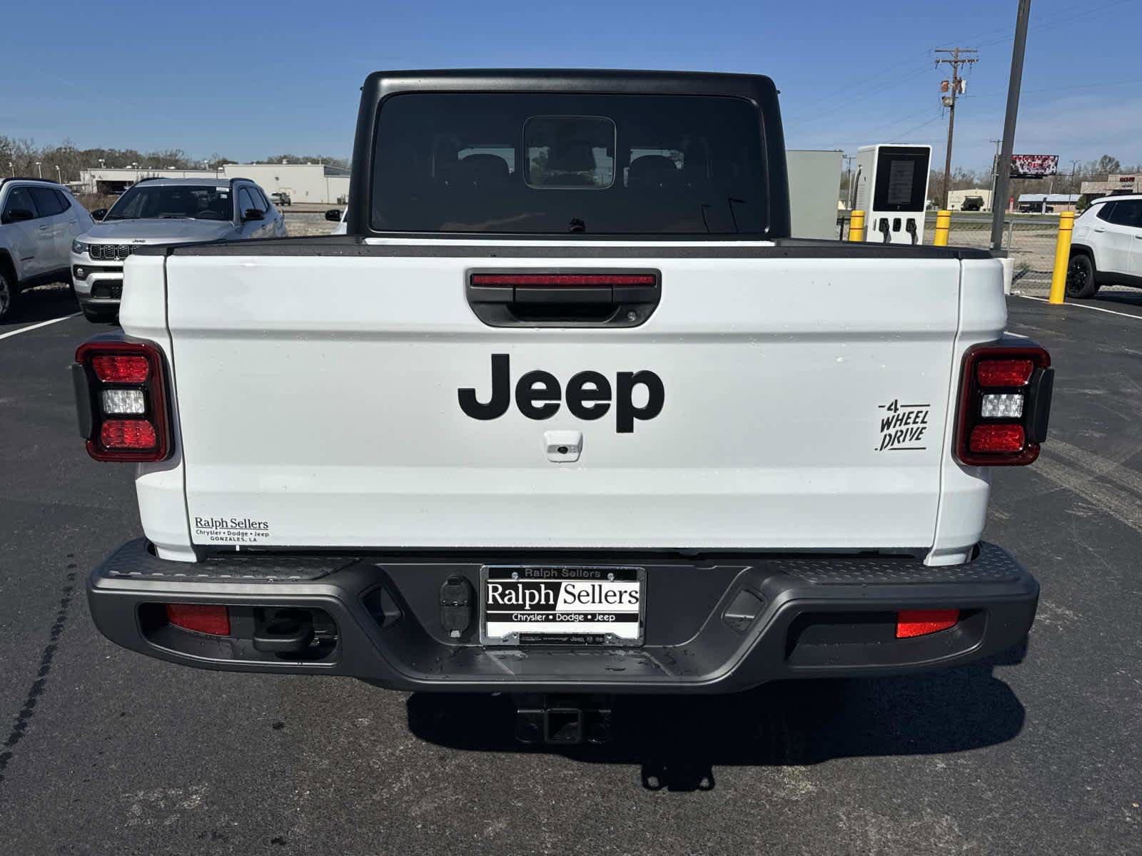 New 2026 Jeep Gladiator Sport AWD/4WD image 5