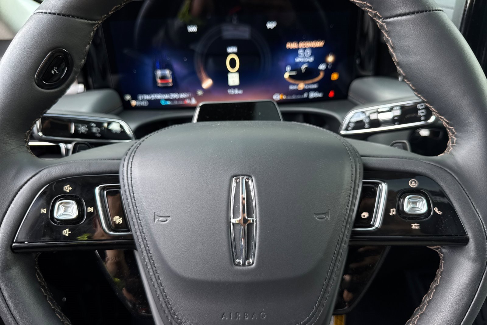 New 2026 Lincoln Aviator Reserve image 24