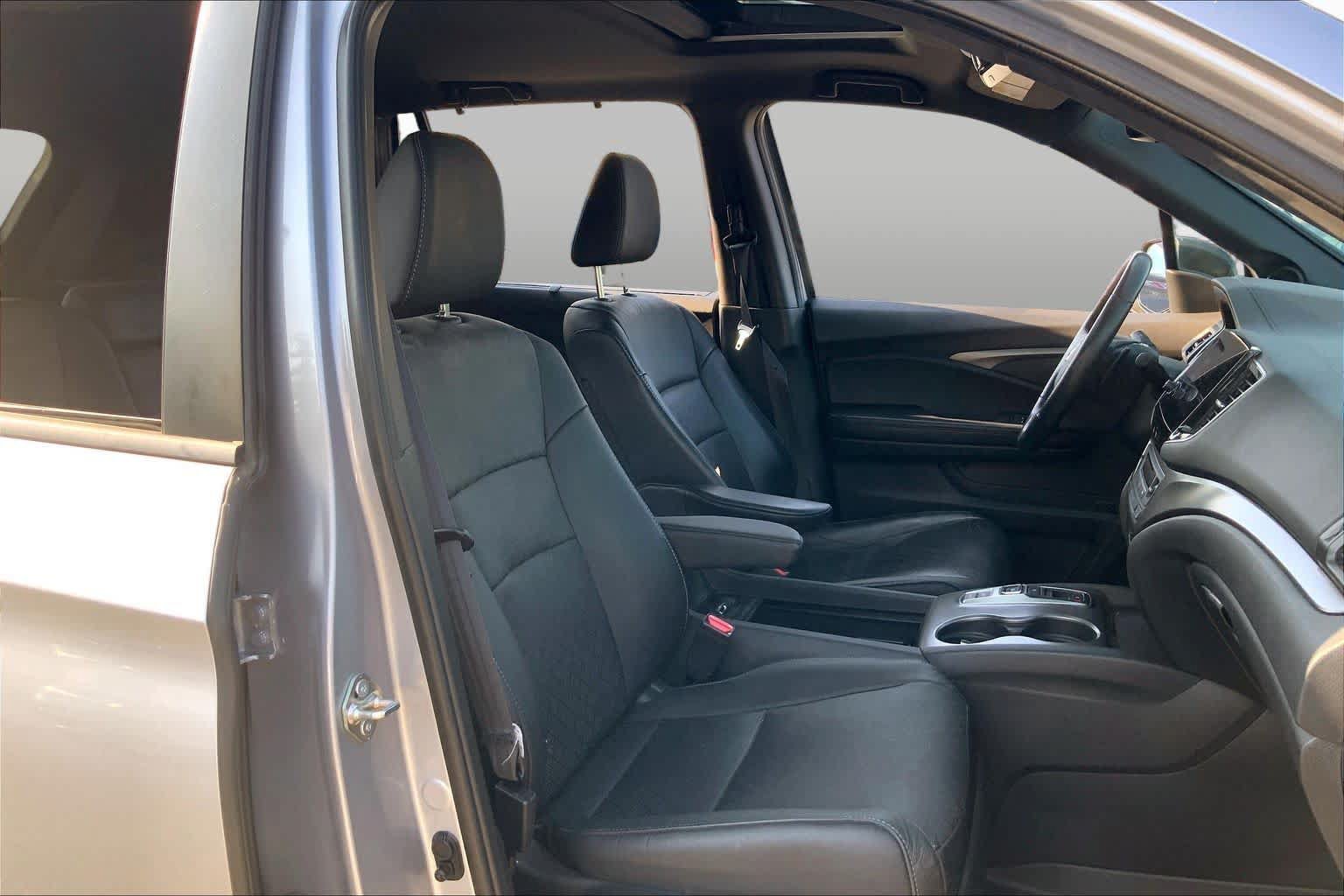 Used 2019 Honda Passport EX-L image 9