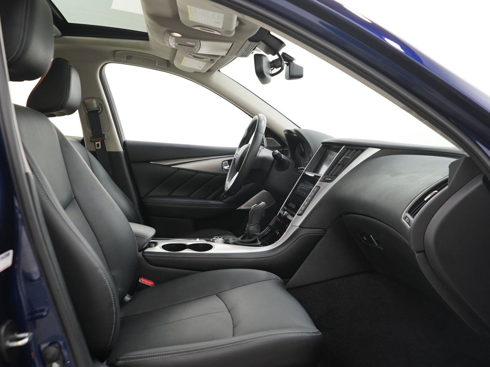 Used 2023 INFINITI Q50 Luxe AWD/4WD image 11