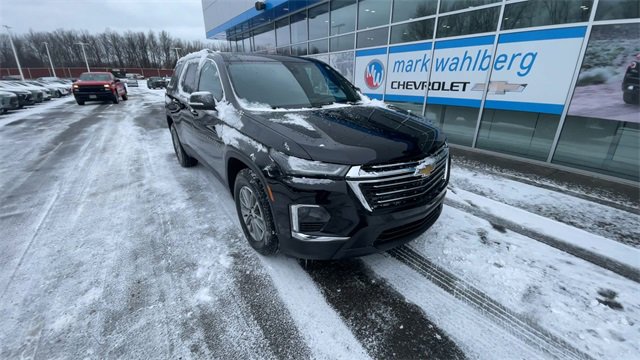 Certified 2023 Chevrolet Traverse LT w/ Rear Camera Mirror Package image 2