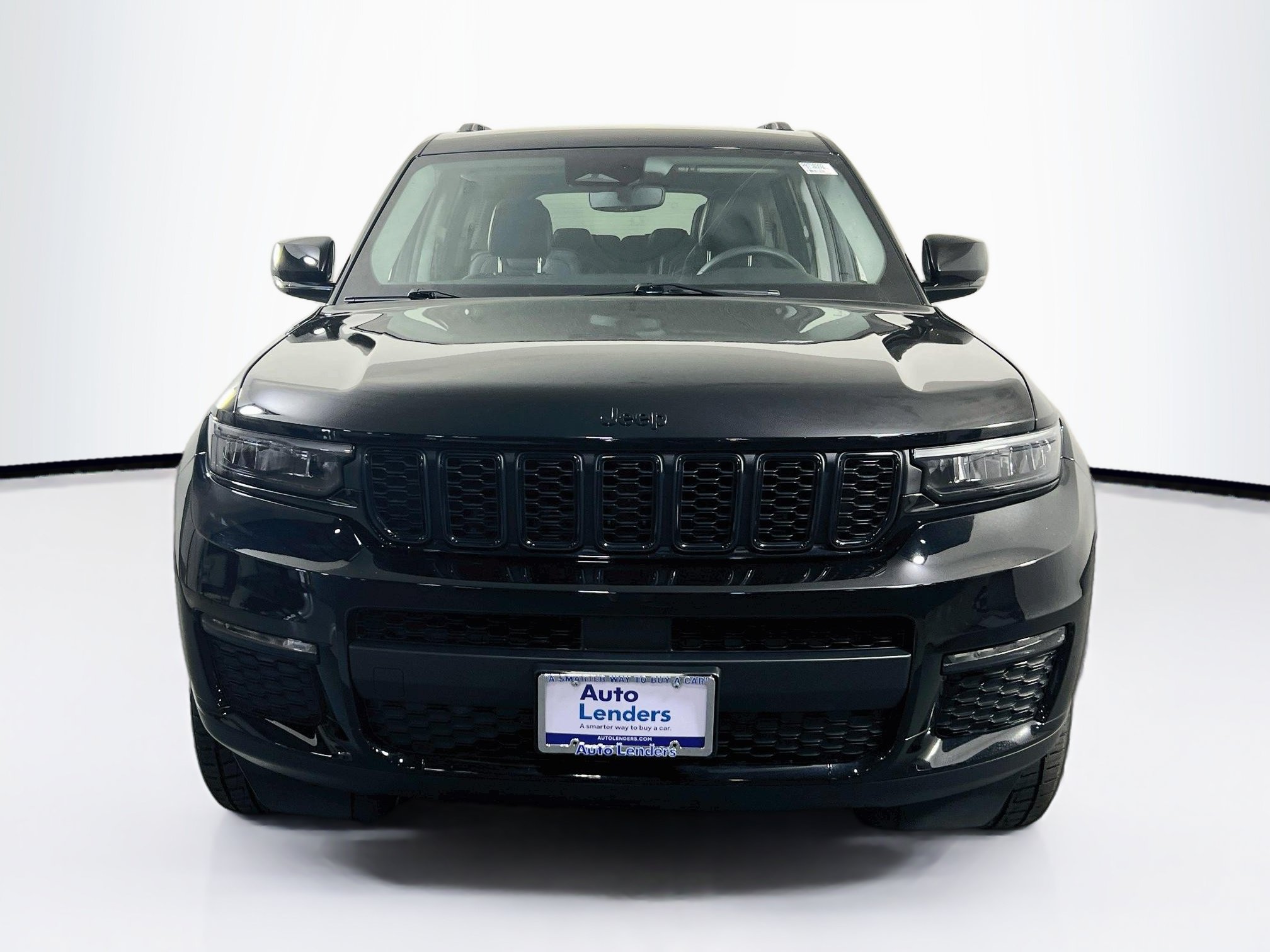 Used 2023 Jeep Grand Cherokee L Limited w/ Black Appearance Package AWD/4WD image 2