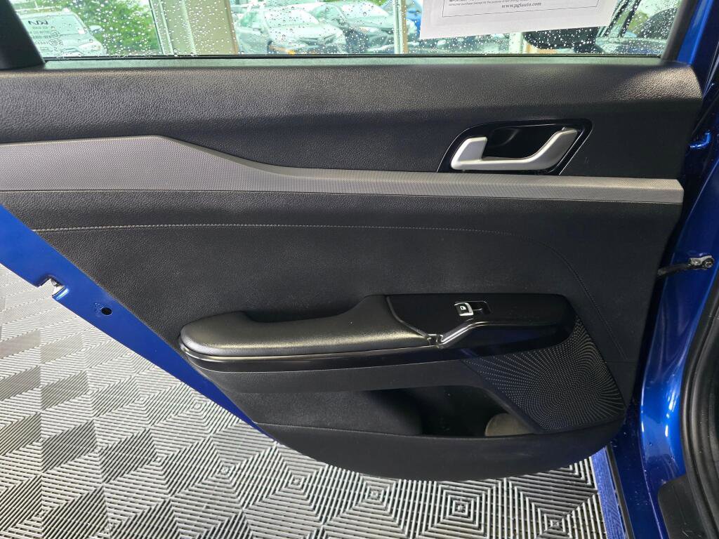 Used 2024 Kia K5 GT-Line w/ GT-Line Premium Package image 36