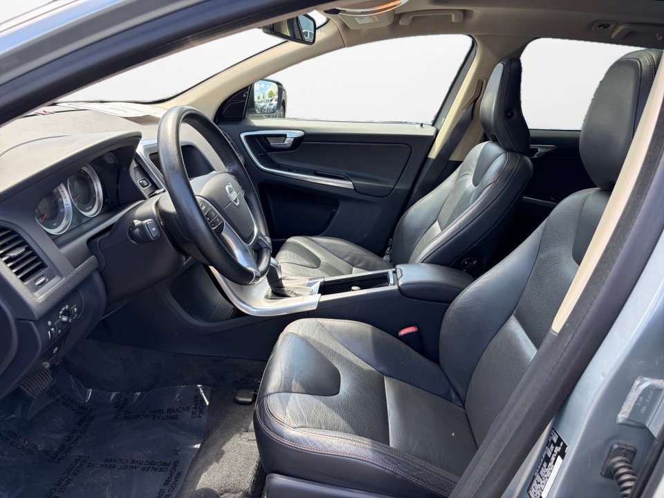 Used 2013 Volvo XC60 3.2 image 9