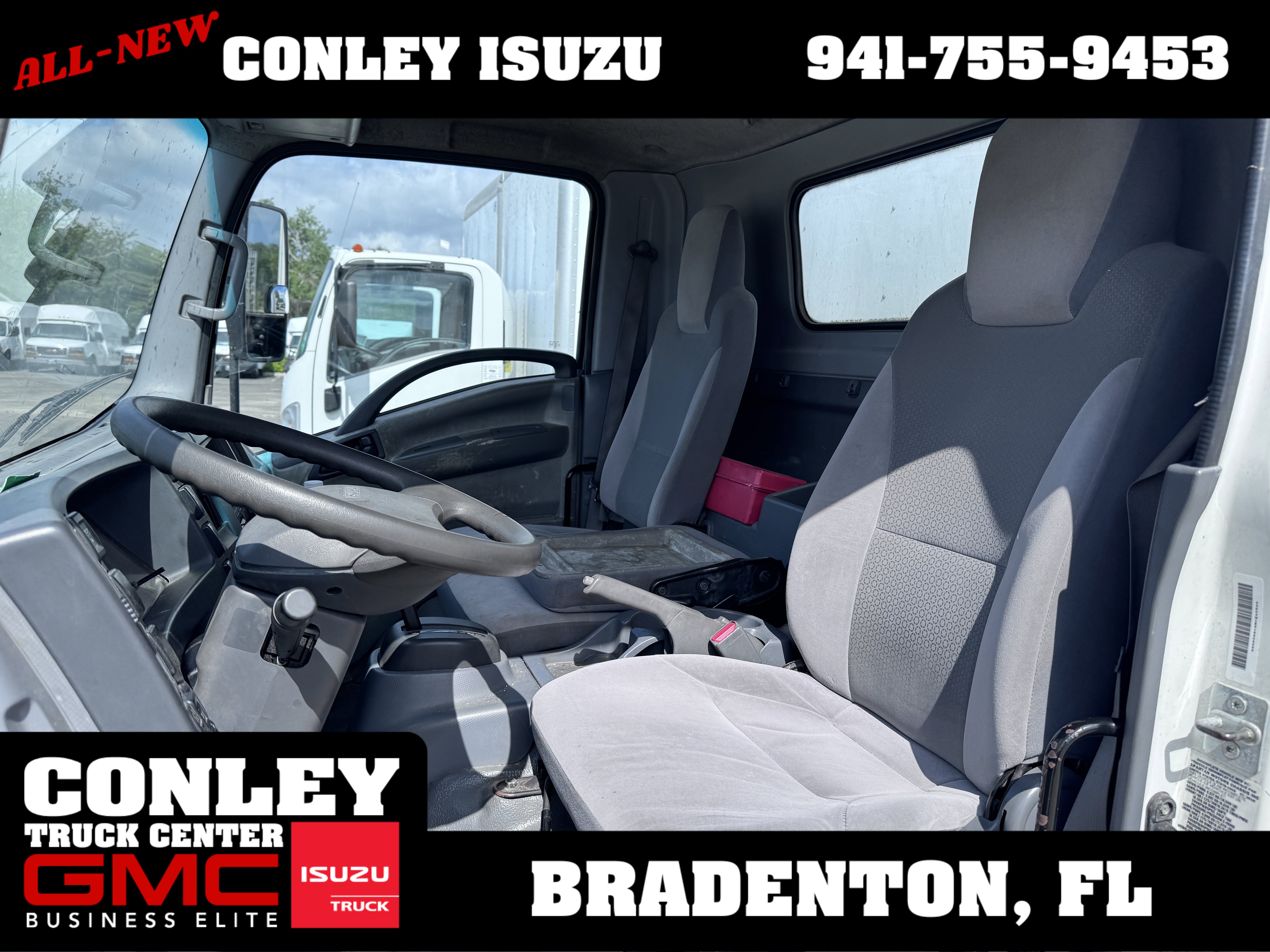 Used 2018 Isuzu NPR RWD image 8