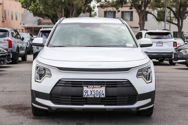 Used 2024 Kia Niro EX FWD image 3