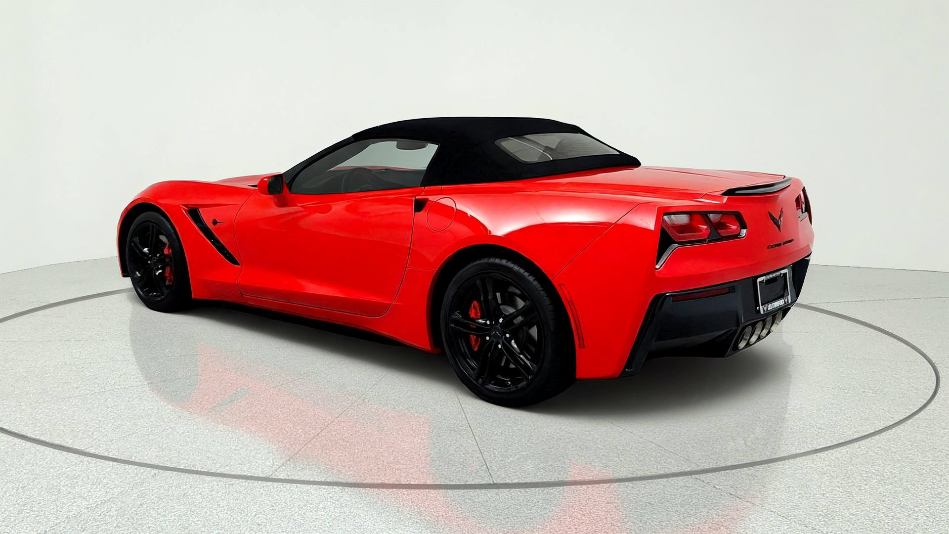Used 2016 Chevrolet Corvette Stingray Convertible w/ 2LT Preferred Equipment Group RWD image 3