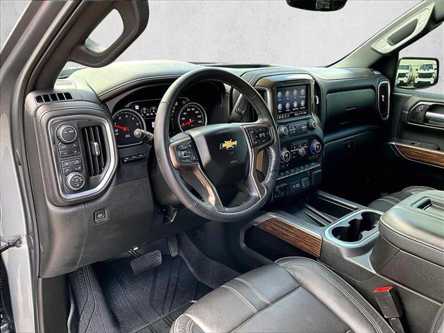 Used 2021 Chevrolet Silverado 1500 High Country w/ Technology Package image 14