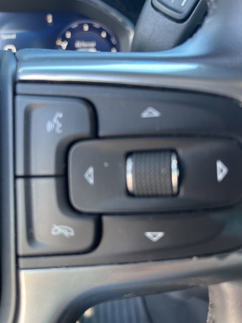 Used 2023 Chevrolet Silverado 1500 LT AWD/4WD image 16