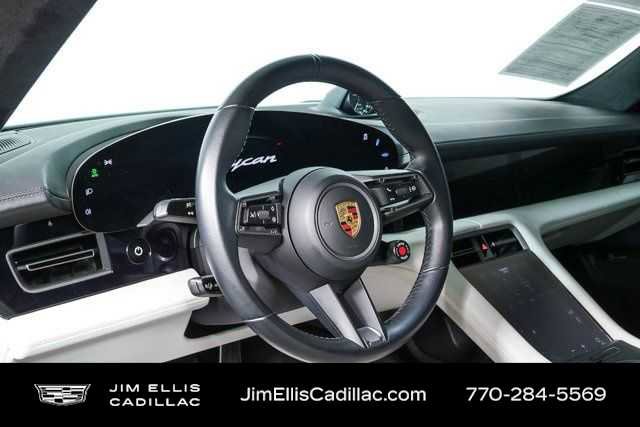 Used 2021 Porsche Taycan Turbo S image 4