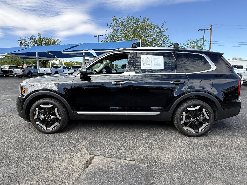 Used 2025 Kia Telluride S AWD/4WD image 8