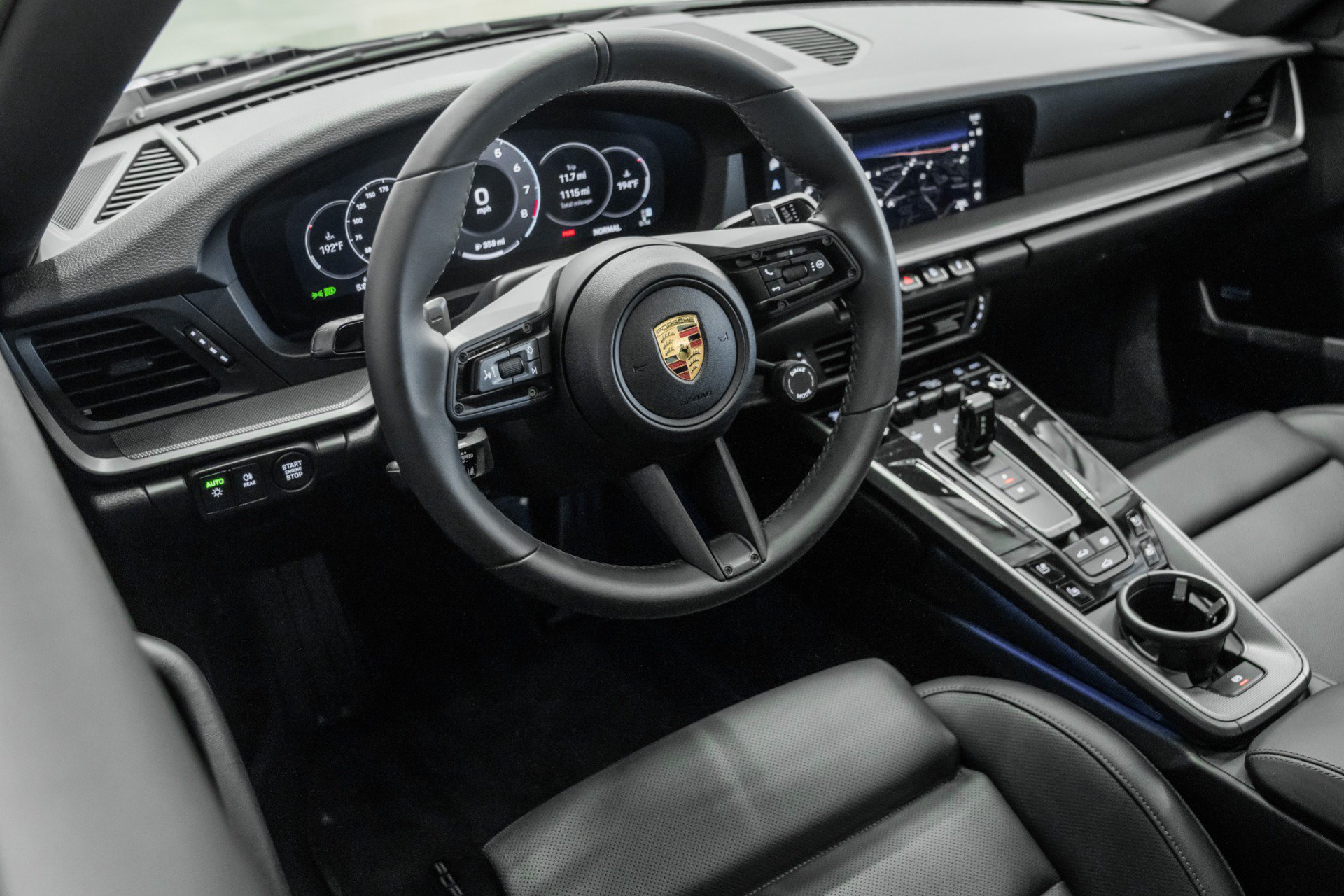 Used 2025 Porsche 911 Carrera RWD image 12