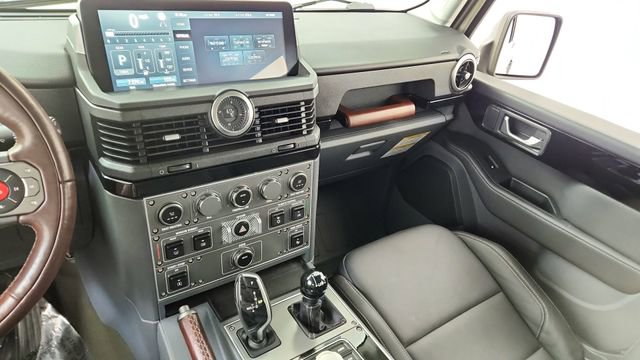 Used 2025 INEOS Grenadier AWD/4WD image 42