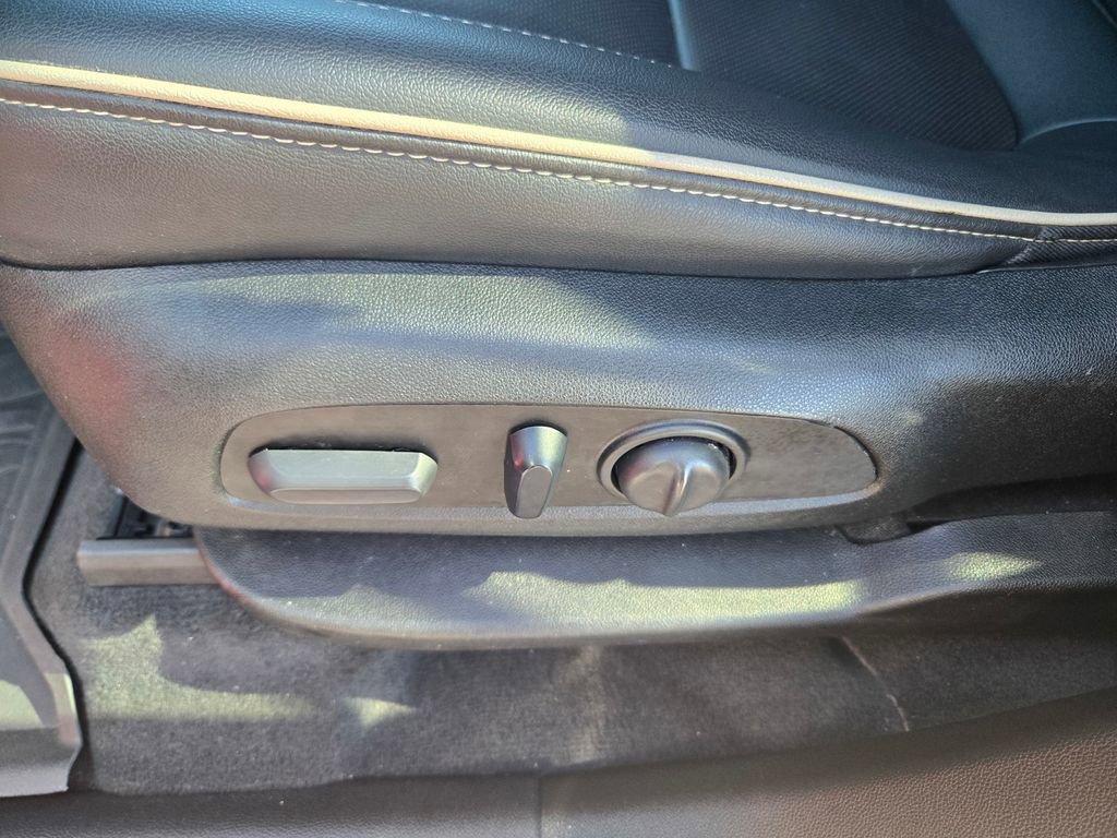 Used 2023 Chevrolet Traverse Premier w/ LPO, Floor Liner Package image 13