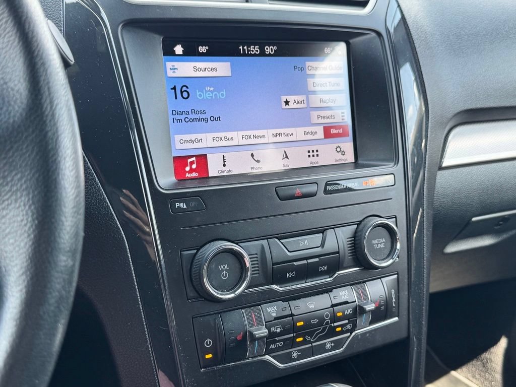 Certified 2019 Ford Explorer XLT w/ Equipment Group 202A AWD/4WD image 16
