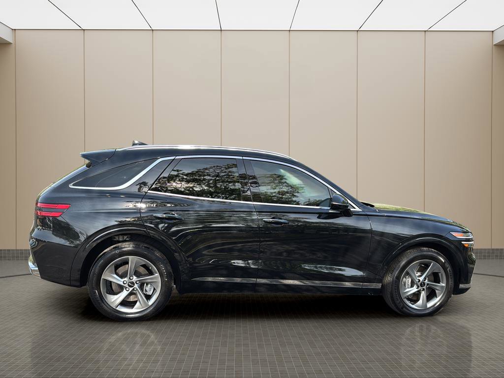 Certified 2026 Genesis GV70 2.5T image 6