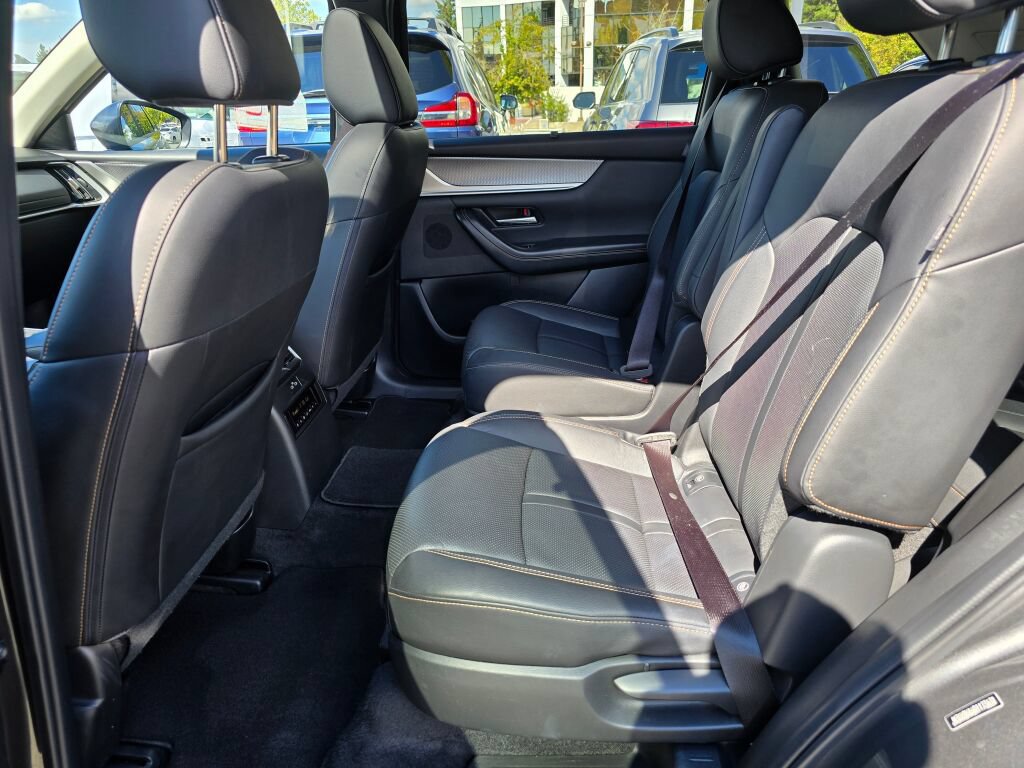 Certified 2024 MAZDA CX-90 Plug-In Hybrid w/ Preferred AWD/4WD image 26