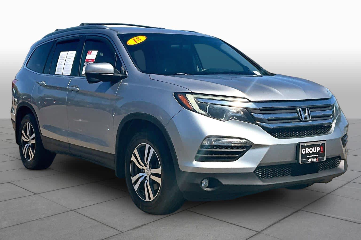 Used 2018 Honda Pilot EX image 2