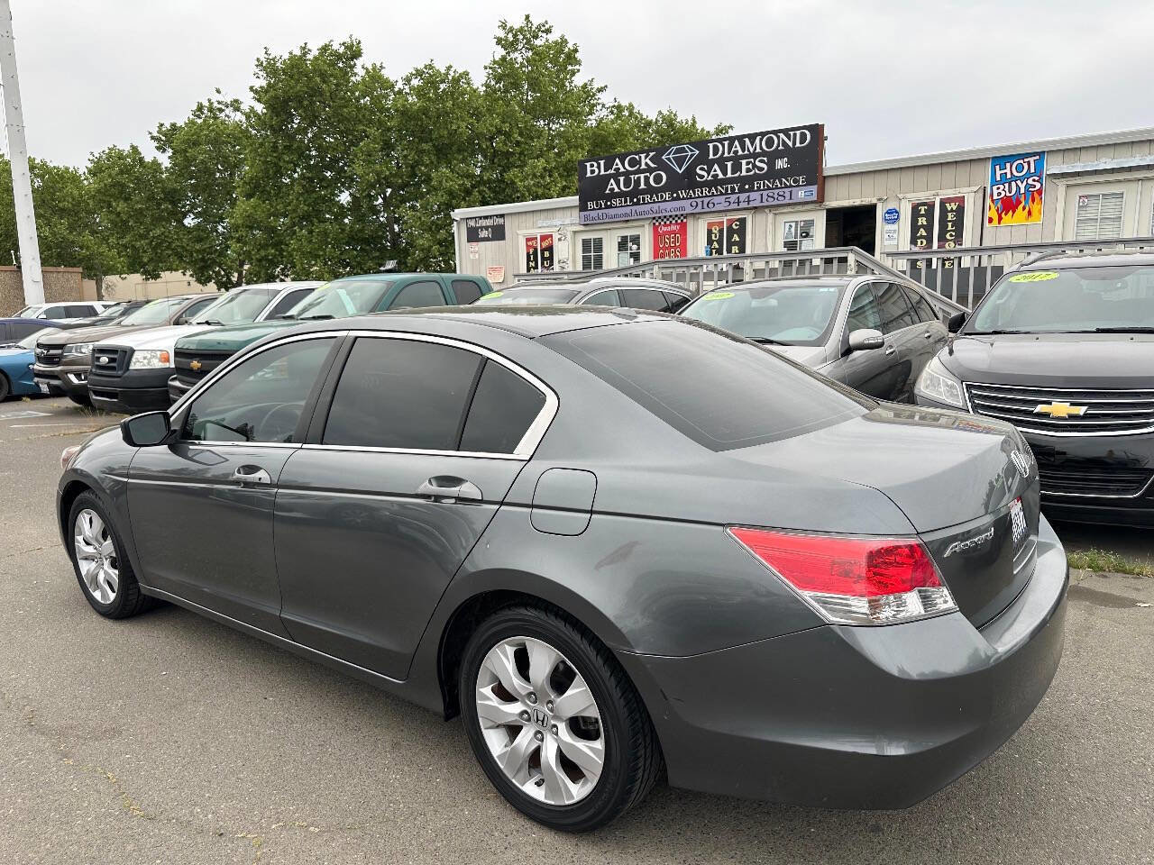 Used 2010 Honda Accord EX-L image 9