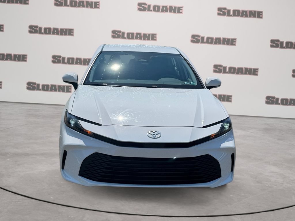 Used 2025 Toyota Camry LE FWD image 8
