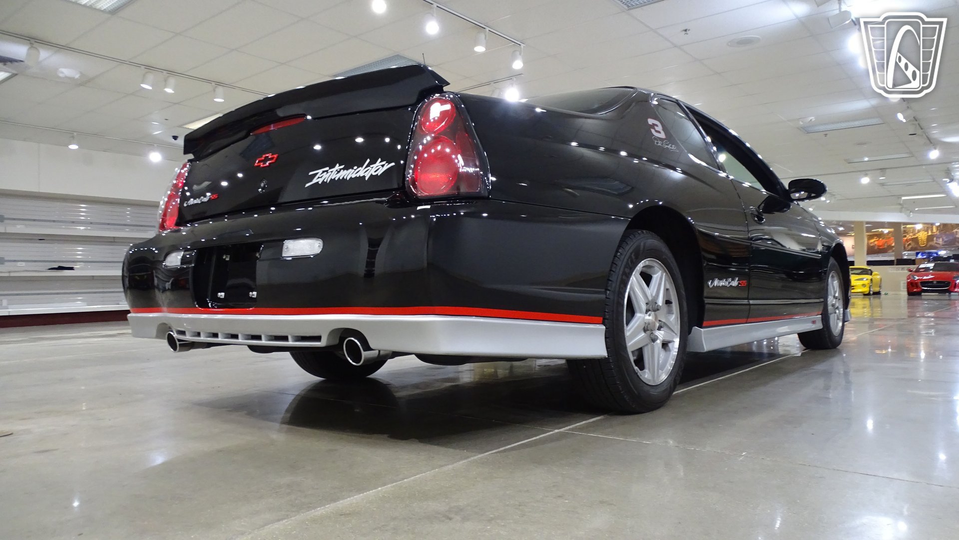 Used 2002 Chevrolet Monte Carlo SS w/ Pace Car Replica Pkg FWD image 16