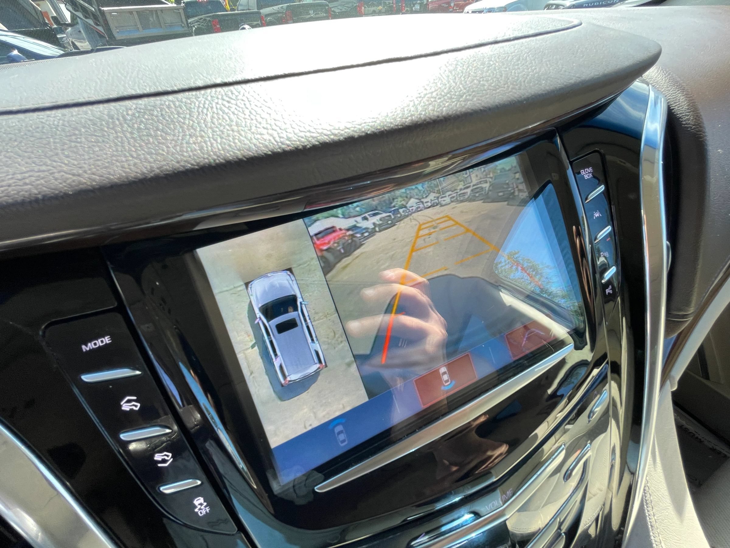 Used 2017 Cadillac Escalade Premium Luxury AWD/4WD image 19