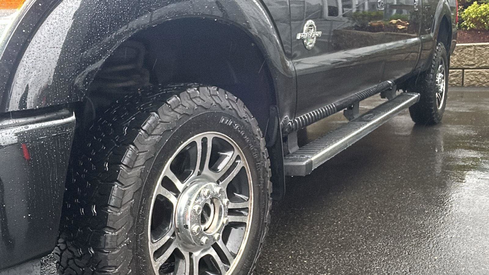 Used 2016 Ford F350 Platinum w/ Platinum Package AWD/4WD image 12