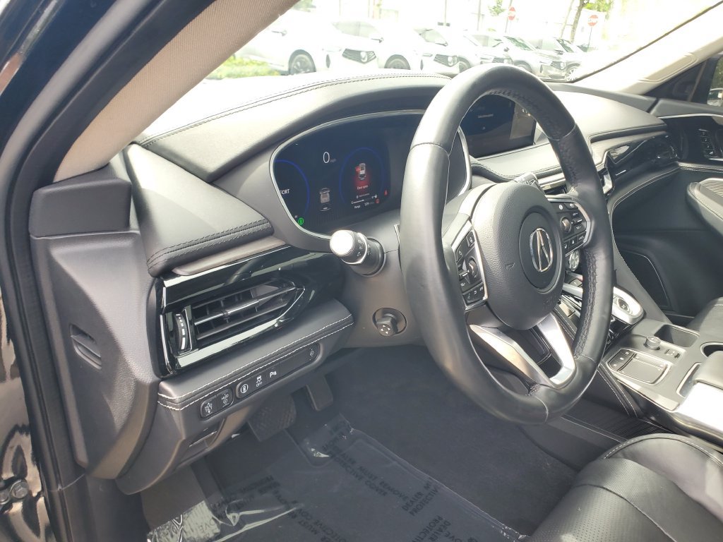 Used 2023 Acura MDX w/ Advance Package AWD/4WD image 16