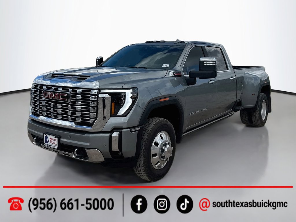 Used 2025 GMC Sierra 3500 Denali w/ Denali Reserve Package AWD/4WD image 3