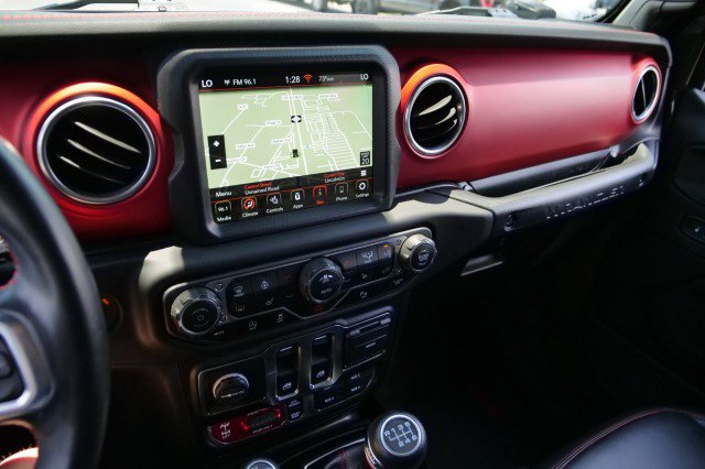 Used 2021 Jeep Wrangler Rubicon AWD/4WD image 21