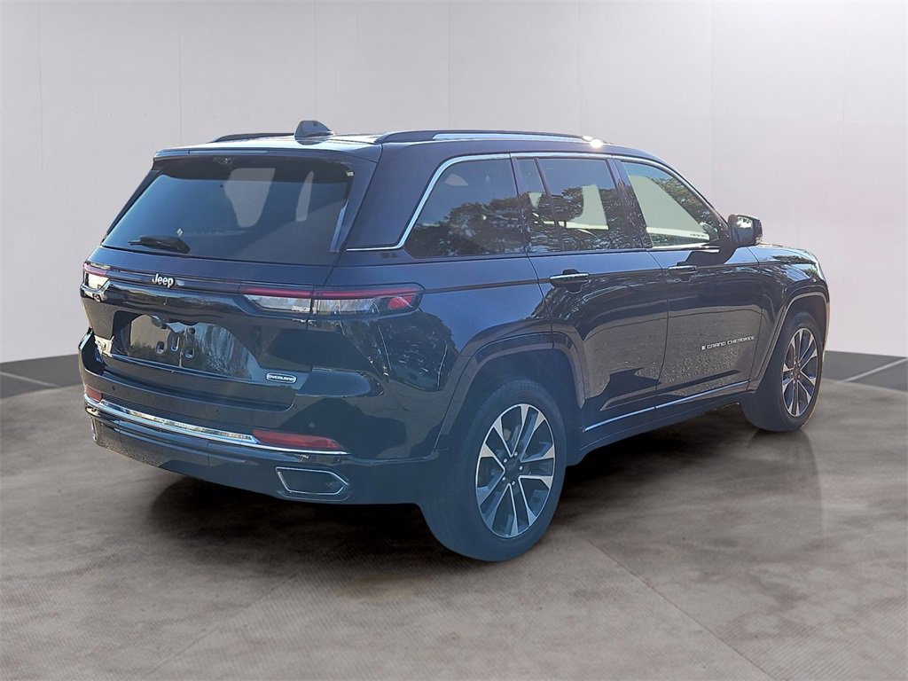 Used 2022 Jeep Grand Cherokee Overland w/ Luxury Tech Group IV image 4