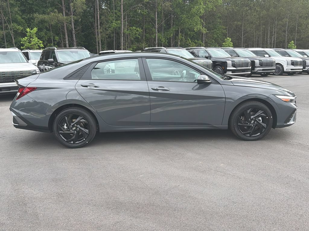New 2026 Hyundai Elantra Sport FWD image 7