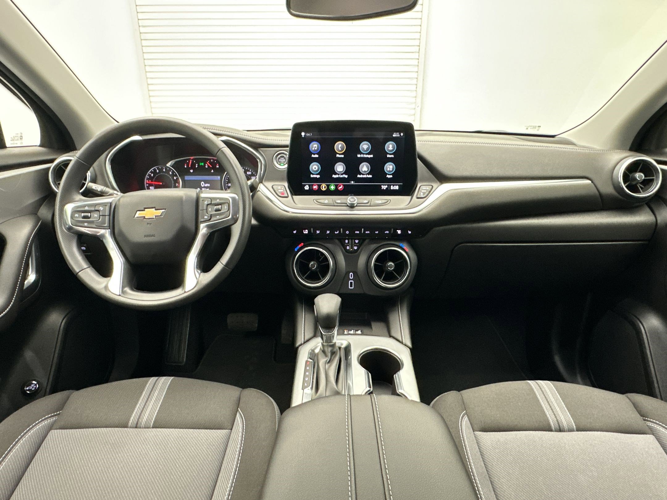 Certified 2025 Chevrolet Blazer LT w/ Convenience Package image 4