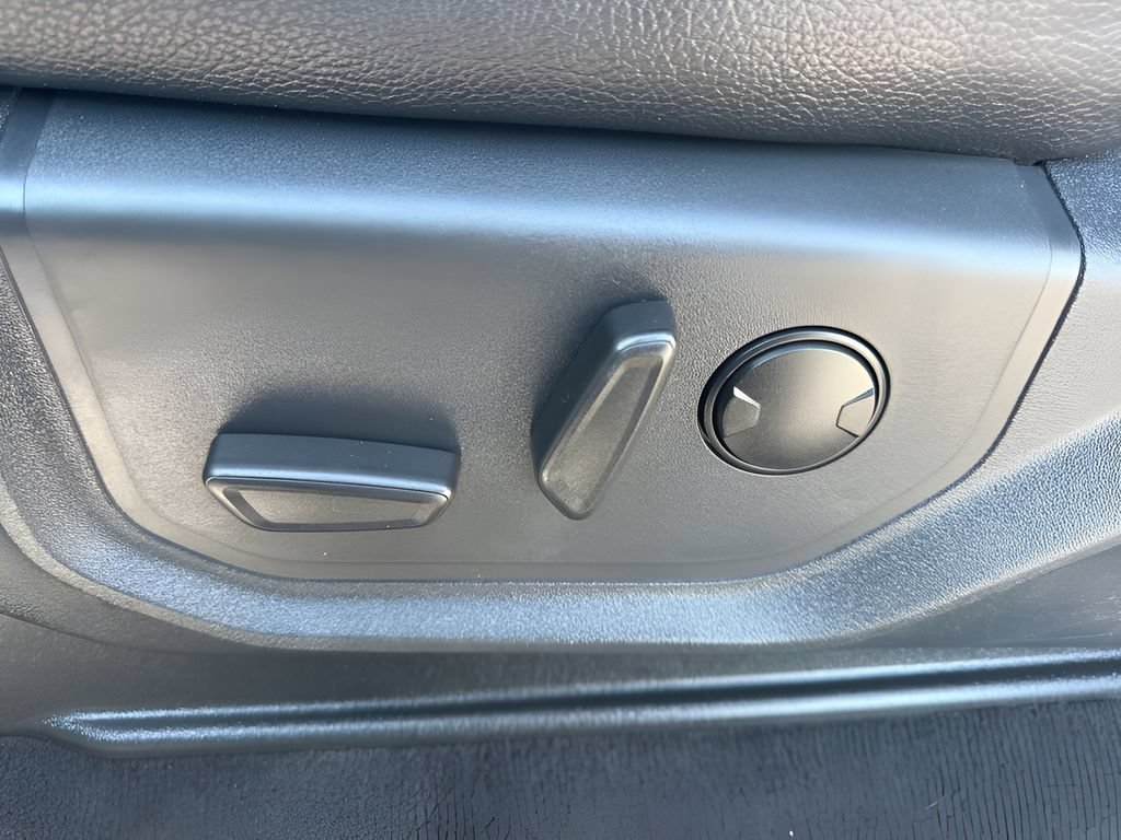 Used 2022 Ford F250 Lariat AWD/4WD image 10