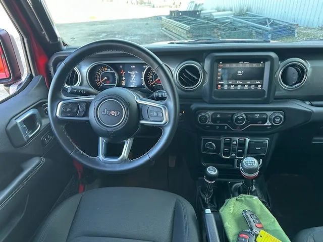 Used 2021 Jeep Wrangler Unlimited Sahara image 28