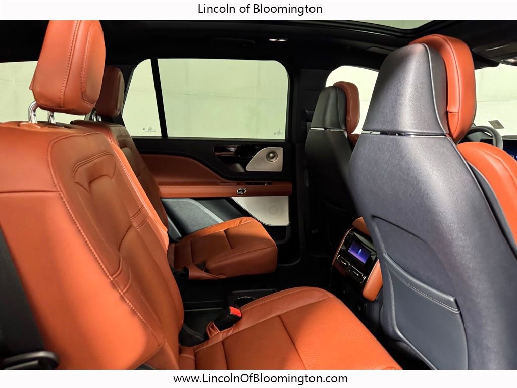 New 2026 Lincoln Aviator Reserve AWD/4WD image 19